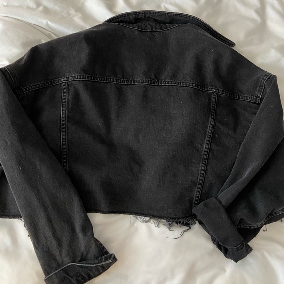 ❌SOLD❌ Topshop Moto Raw Hem Cropped Black Denim Jacket - Picture 4 of 6